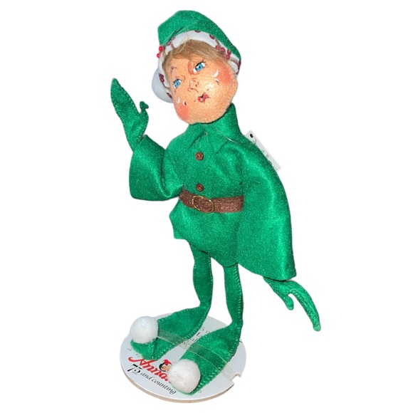 NWT 2017 Annalee Christmas Doll - 12” Winter Berry Green Elf Poseable - Picture 1 of 3